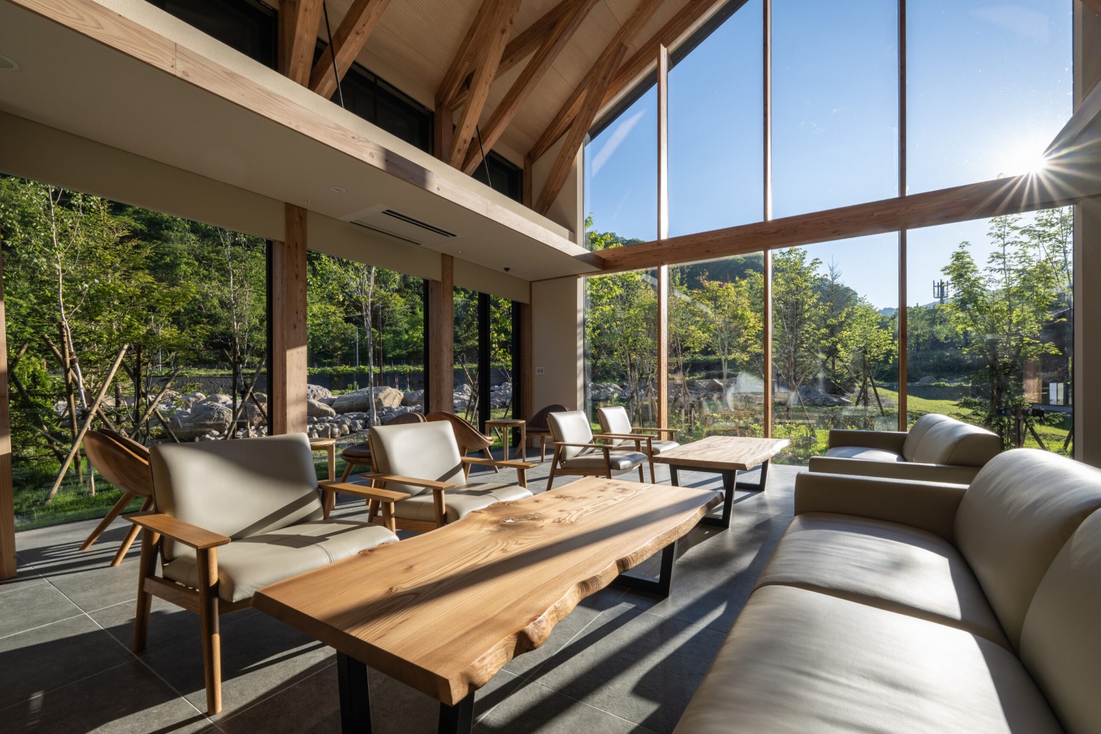 知床 らうす餐荘