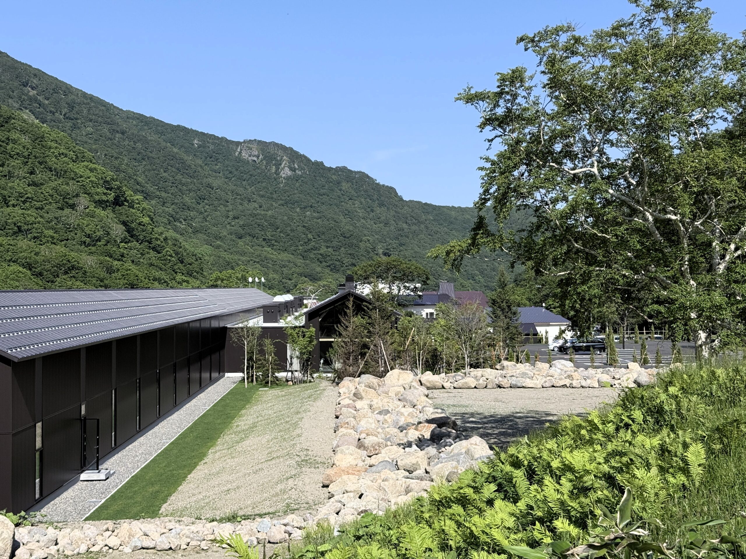 世界自然遺産 知床「らうす餐荘」竣工